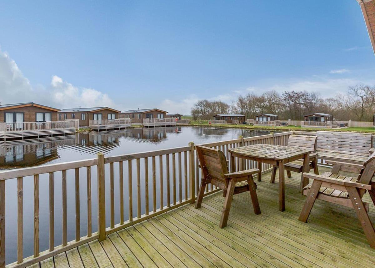 Woodland Lakes Lodges Thirsk Eksteriør billede