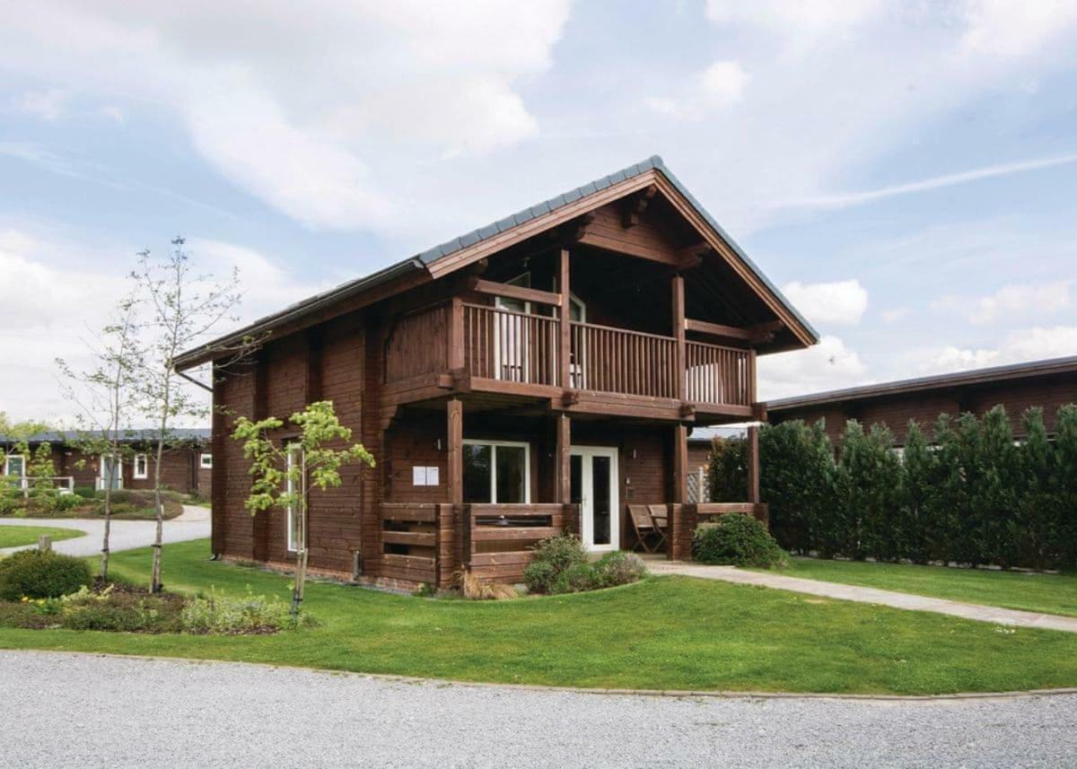 Woodland Lakes Lodges Thirsk Eksteriør billede